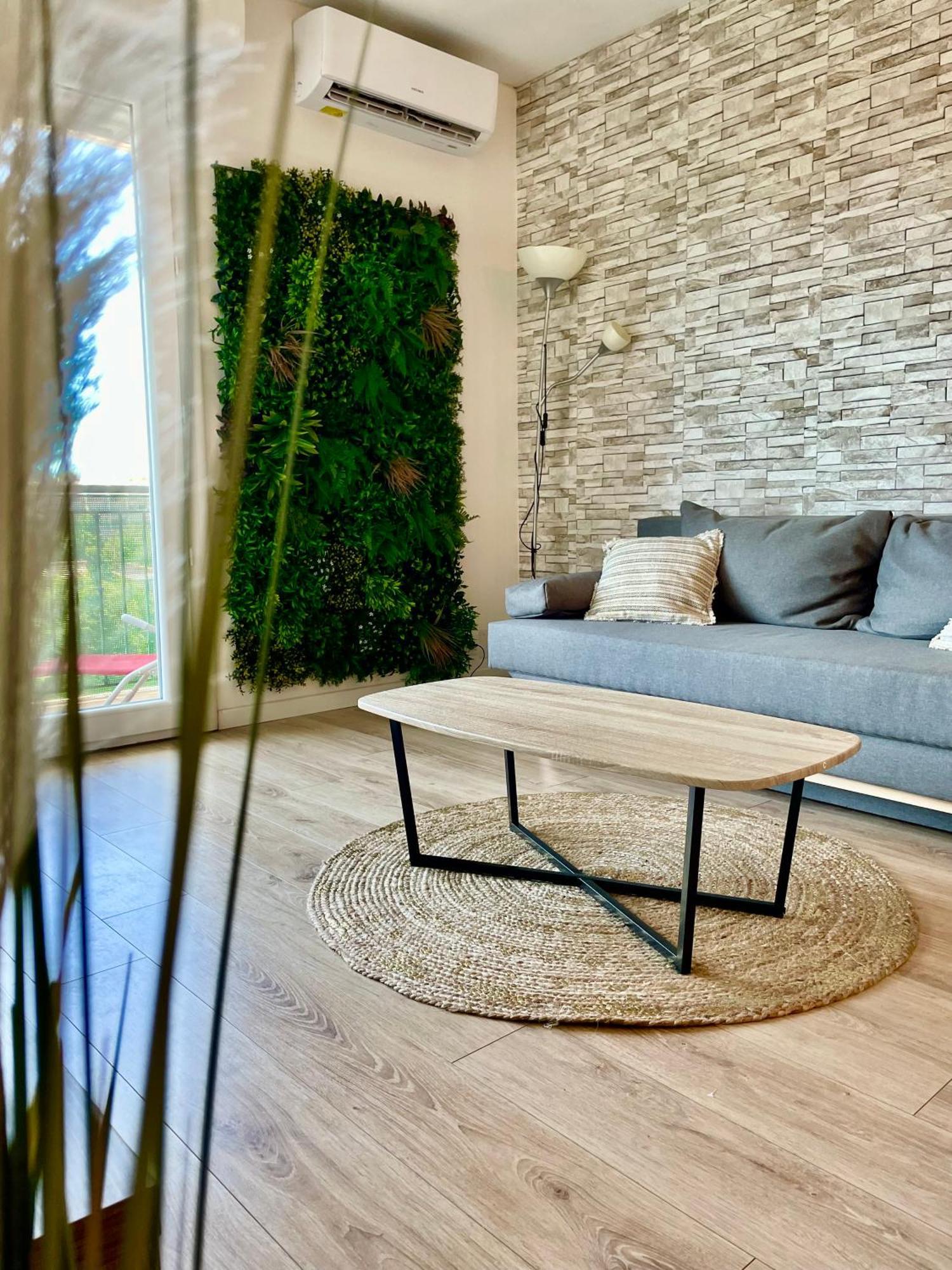 Jolie T2 40m2 Hopitaux Avec Terrasse Et Parking Appartement *